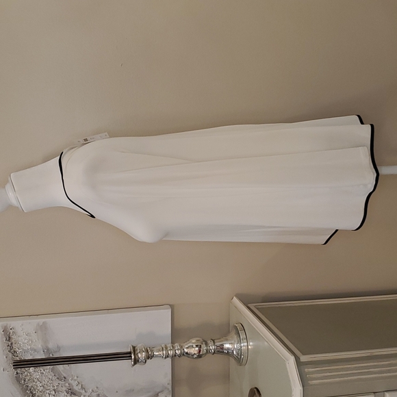 J.Jill NWT Size XS Cream Top with Black Trim!💗💗💗 - Picture 5 of 14